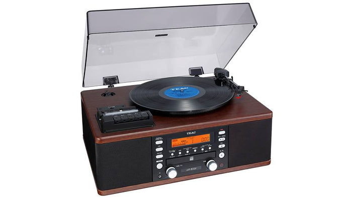 Teac LP-R500 Phono/Cassette/CD Recorder/Radio Combination